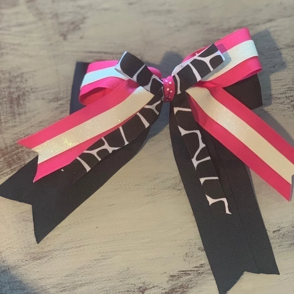 Set of Girls Custom Navy & Pink Bows.​​​​​​​​​